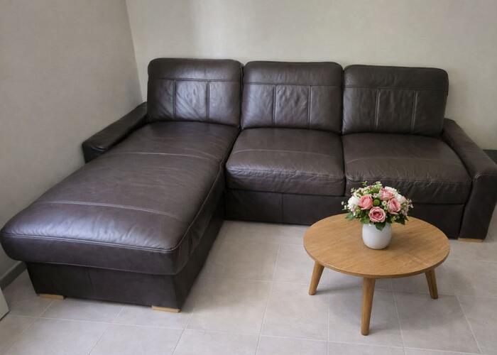 Grajewo ogłoszenia: Narożnik ze skóry naturalnej. 
Posiada funkcję spania i...